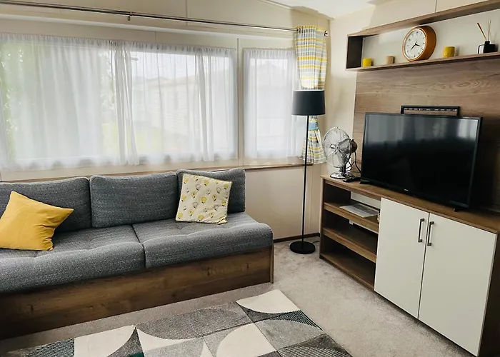 Djd\'S Place - Caravan Sleeps 6 Felixstowe Beach